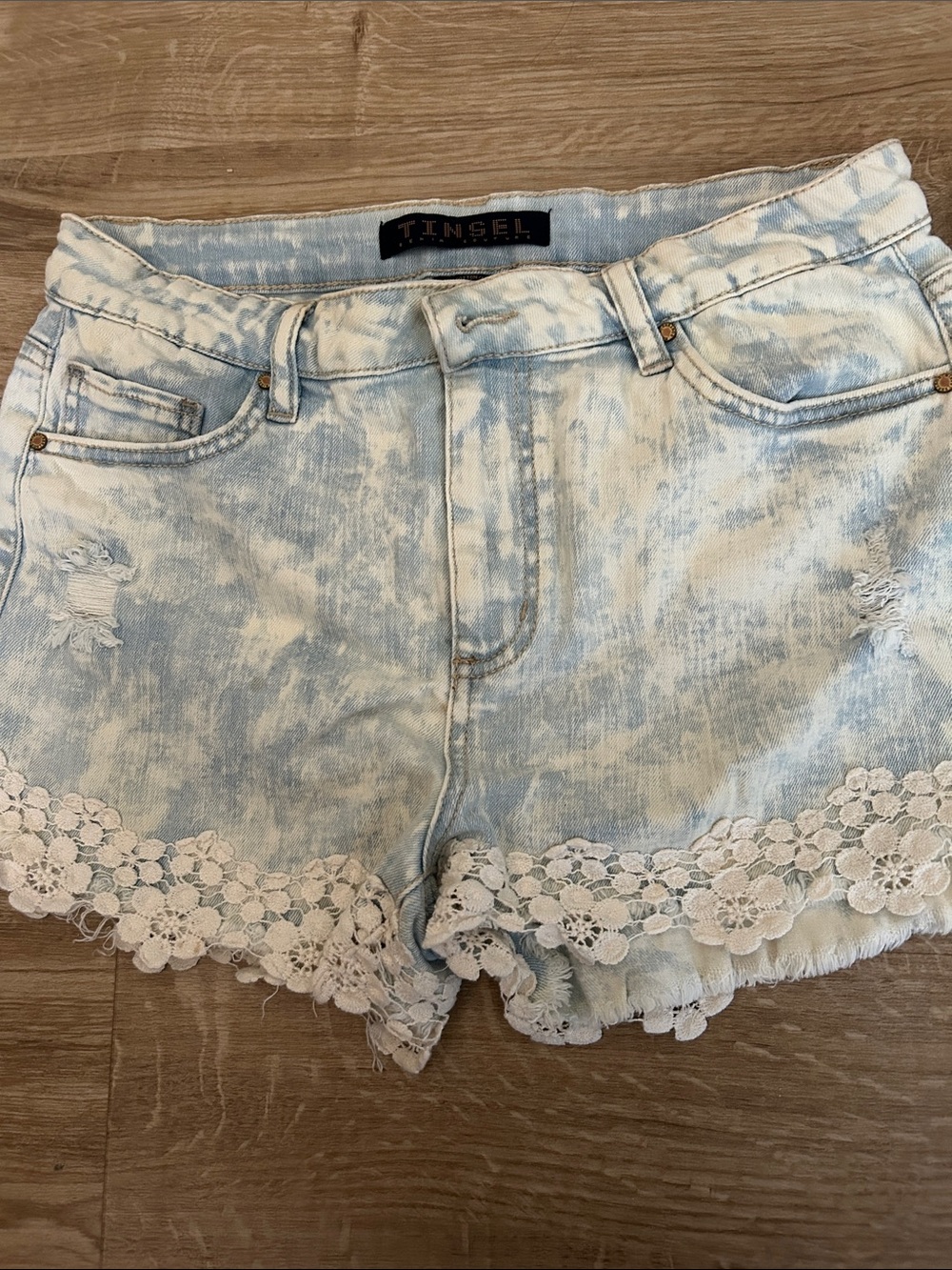Lord & Taylor Tinsel Light Blue Acid Wash Denim Shorts with White Lace Hem